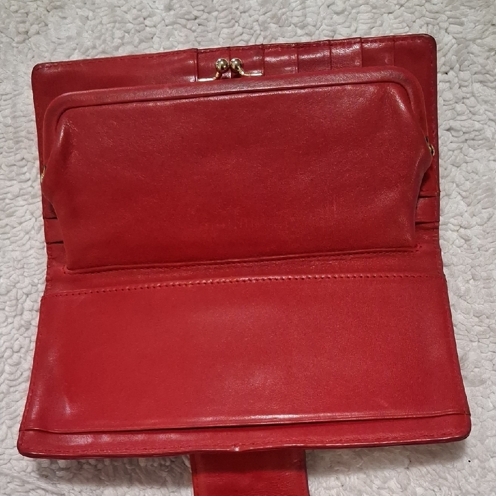 L.A.M.B. Matching Red and Beige Logo-Accent Leather Bag & Wallet - Picture 5 of 16